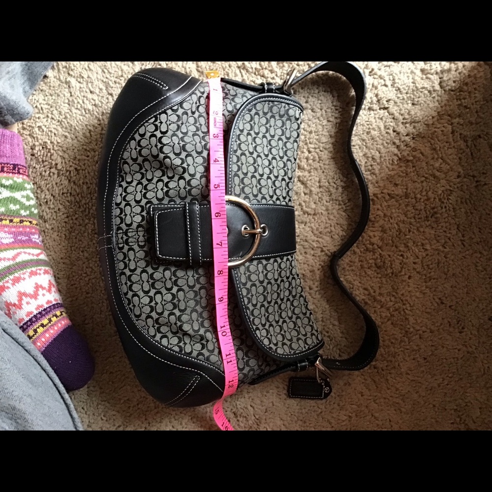 Coach Signature shoulder bag - Picture 4 of 6